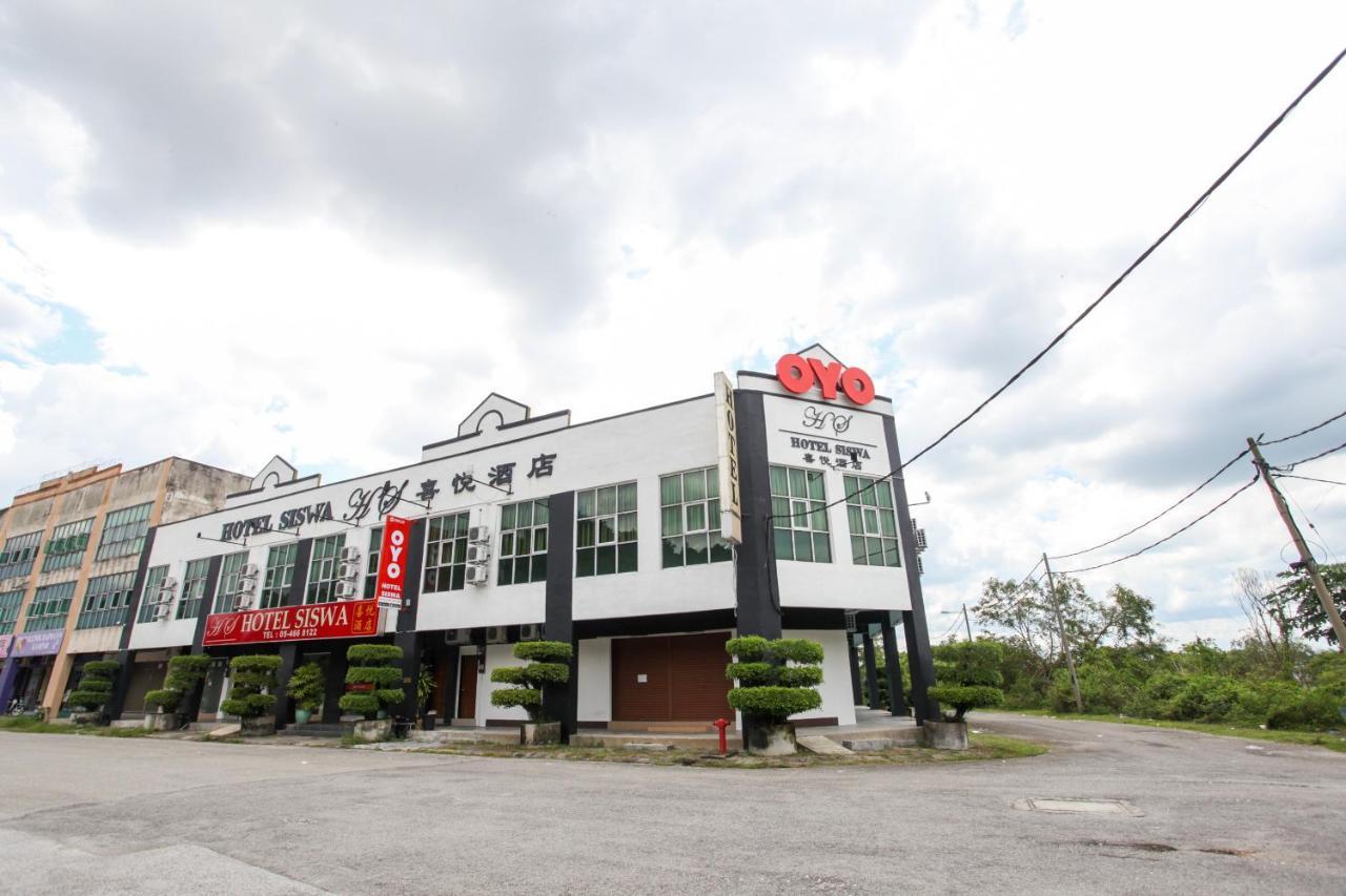 Oyo 89539 Hotel Siswa Kampar Esterno foto